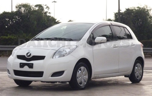 Toyota - Vitz