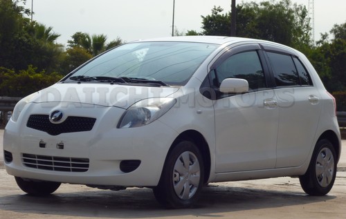 Toyota - Vitz